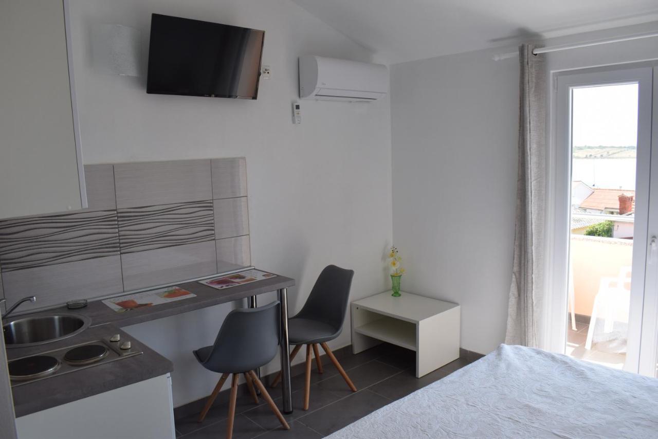 Apartmani Katica Novalja Dış mekan fotoğraf